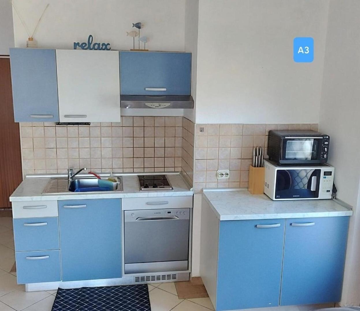 Josef Apartment Veli Rat
